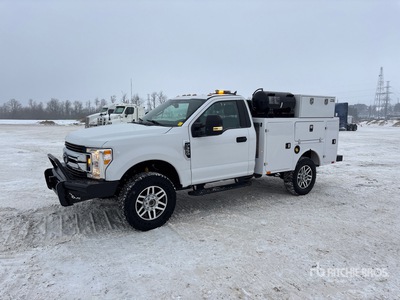 2019 Ford F-350 XLT 4x4 ユーティリティトラック