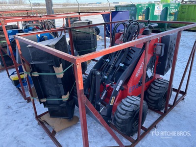 ROMAX BDW14 Mini Skid Steer Loader