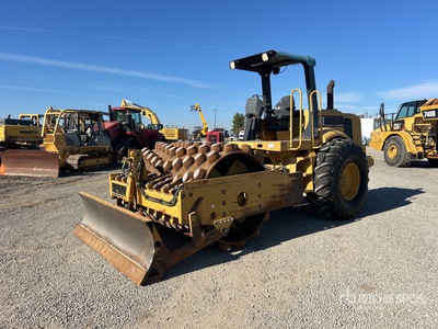 2001 Cat CP563D Padfoot Drum Compactor