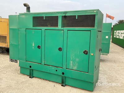 2007 Cummins C110D54 110 kVA Skid-Mounted Zestaw prądotwórczy
