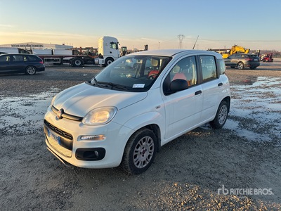 2013 Fiat Panda 自動車