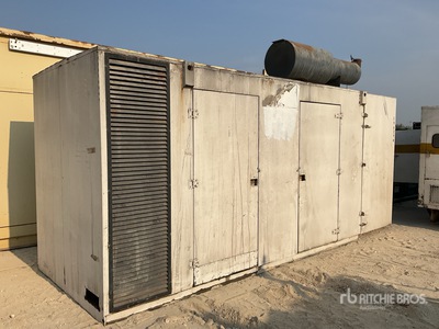 Cummins 681 kVA Skid-Mounted Generator Set (Inoperable)