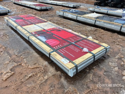 Quantity of (100) 10 ft x 3 ft Red Steel Siding/Roofing Materiale edile (Unused)