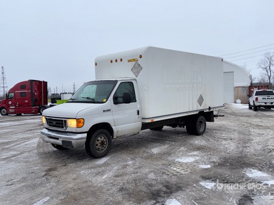 2006 Ford E-450 Super Duty 4x2 Van Truck (Inoperable)