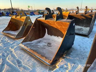 Brandt 72 in Q/C Cleanup Excavator Bucket