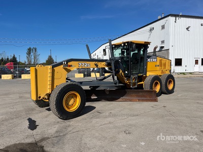 2013 John Deere 772G Motor Grader