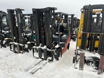 2012 Toyota 8FGCU25 3500 lb Cushion Tire Forklift