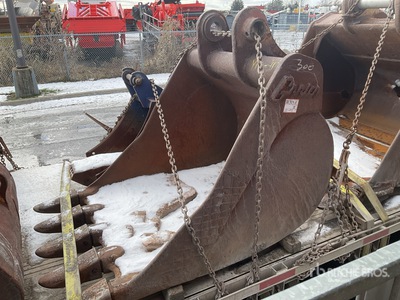 Garier 48 in Digging Excavator Bucket
