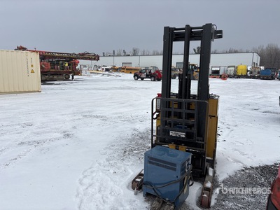 2000 Cat NRR30 3000 lb Electric Forklift