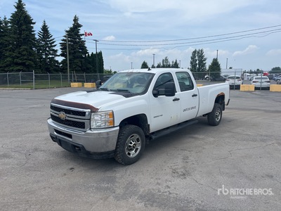 2011 Chevrolet Silverado 2500 4x4 Crew Cab Pickup