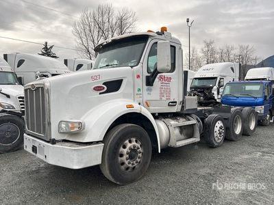 2018 Peterbilt 579 8x4 Tri/A Day Cab Truck Tractor