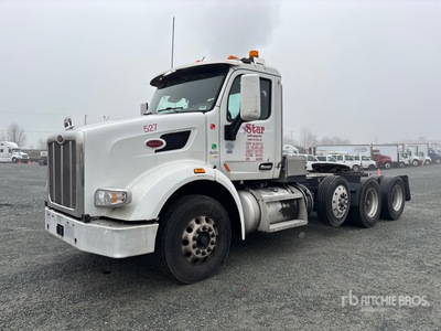 2018 Peterbilt 579 8x4 تراكتور شاحنة (ثلاثي المحور)