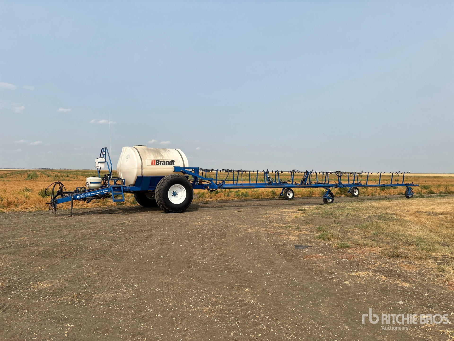 Brandt QF2000 90 ft Pull-Type Sprayer