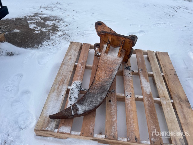 Backhoe Loader Ripper | Ritchie Bros. Auctioneers