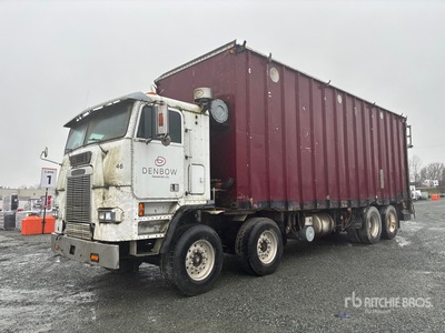 1989 Freightliner 8x4 Twin-Steer شاحنة منفاخ الفراش (Inoperable)