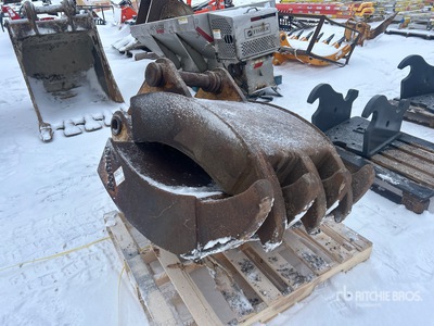 36 in Excavator Grapple