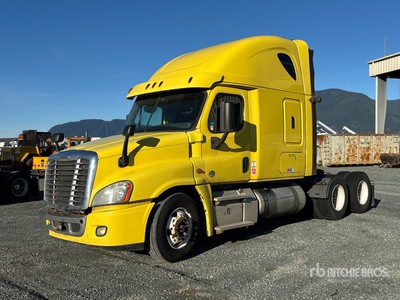 2016 Freightliner Cascadia 125 6x4 T/A Sleeper Truck Tractor (Inoperable)