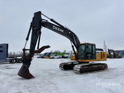 2014 John Deere 210G LC Tracked Excavator