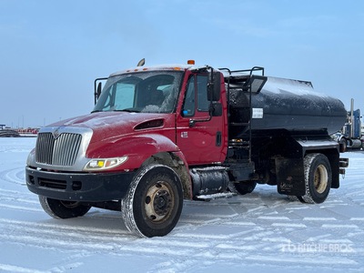 2005 International DuraStar 4300 9546 L 4x2 Water Truck
