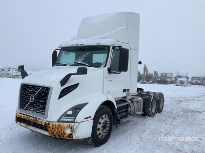 2020 Volvo VNR 6x4 T/A Day Cab Truck Tractor