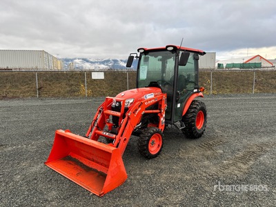 Kubota LX2610HSD 4WD tractor utilitario