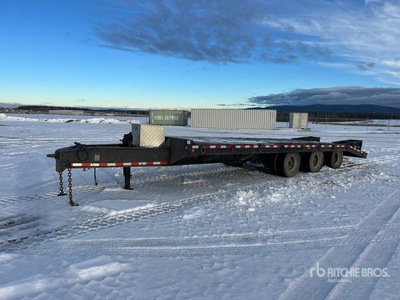 2001 Trail King TK50-2700 27 ft Tri/A Remolque Portamaquinaria