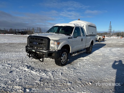 2015 Ford F-250 XL 4x4 Extended Cab Pick-up