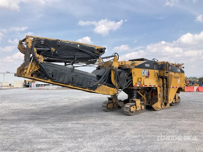 2011 Cat PM-200 Tracked Recuperadora de Asfalto / Cold Planer