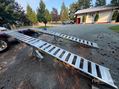 16 Ft Aluminum Loading Ramps Varios implementos camion (Unused)