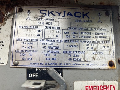1999 Skyjack SJ6832 Schaarlift