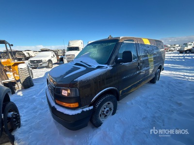 2020 GMC Savana 2500 فان نقل