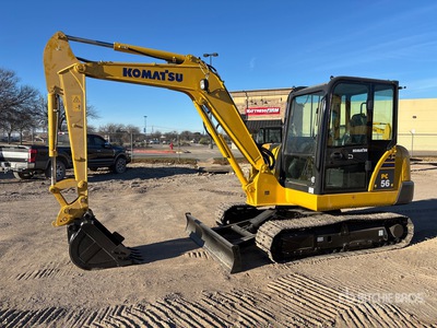 2020 Komatsu PC56-7 حفارة صغيرة