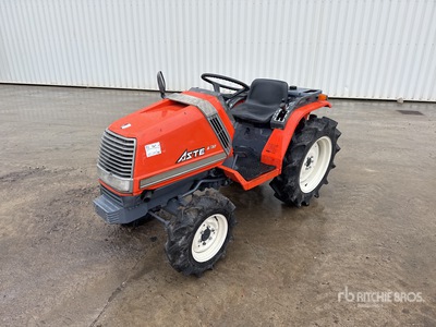 Kubota Aste A17 4WD Tracteur Utilitaire Utility Tractor
