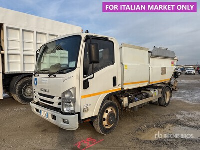 Isuzu Waste Collection Truck