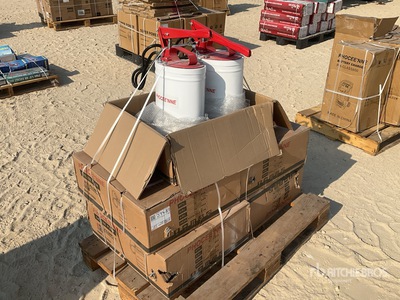 Quantity of (10) Phocee'nne PH-GRP 201 Manual Grease Pump Divers - Outils à main (Unused)