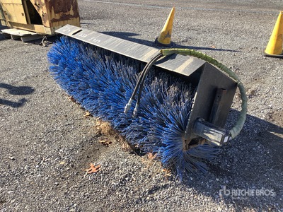 72 in スキッドステア用ブーム