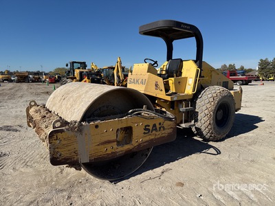 2010 Sakai SV505 Smooth Drum Compactor