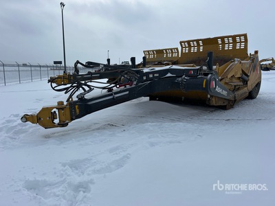 Ashland 2411E 4 Tire Hydraulic Pull Scraper