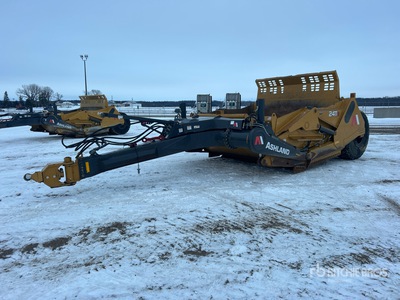 Ashland 2411E 4 Tire Hydraulic Pull Scraper