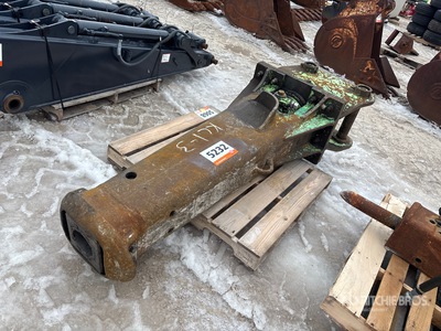 Tramac V32 ブレーカー - Fits Excavator approx 20-32 ton