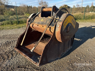 MB BF120.4 1.3 m3 Godet Concasseur Baggerbrecherlöffel - Fits 30 - 45T