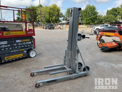 2023 Sumner 2118 Material Hoist