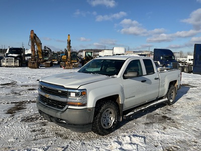 2019 Chevrolet Silverado 1500 LD 4x4 Extended Cab Pickup