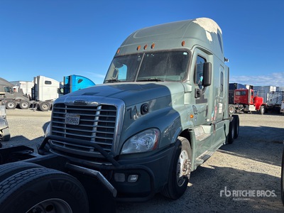 2018 Freightliner Cascadia 125 6x4 Sleeper Truck Tractor