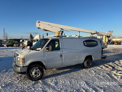 2001 Versalift TEL29I01 29 ft on 2010 Ford E-350 4x2 Van Mounted Aerial Lift