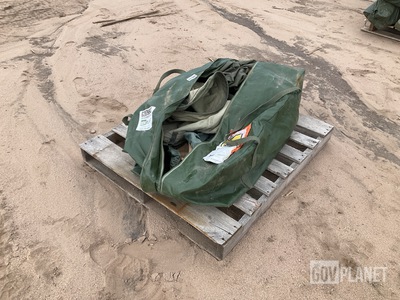 (5) 7070725 Gun Mount Covers