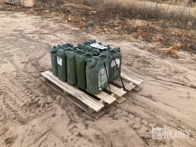 (9) Plastic Water Cans