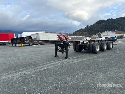 2003 Manac Tri/A Extendable مقطورة حاويات