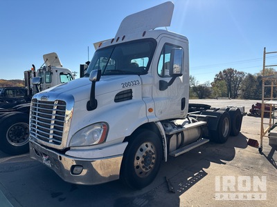 2015 Freightliner Cascadia 113 6x4 T/A Day Cab Truck Tractor (Inoperable)
