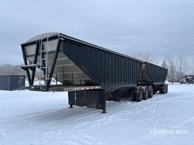 2007 Doepker Tri/A Super B-Train Lead Remolque de granos